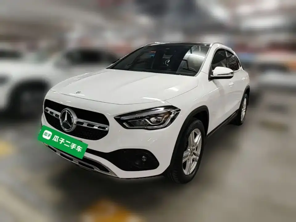 Mercedes-Benz GLA-Class GLA 200 2023