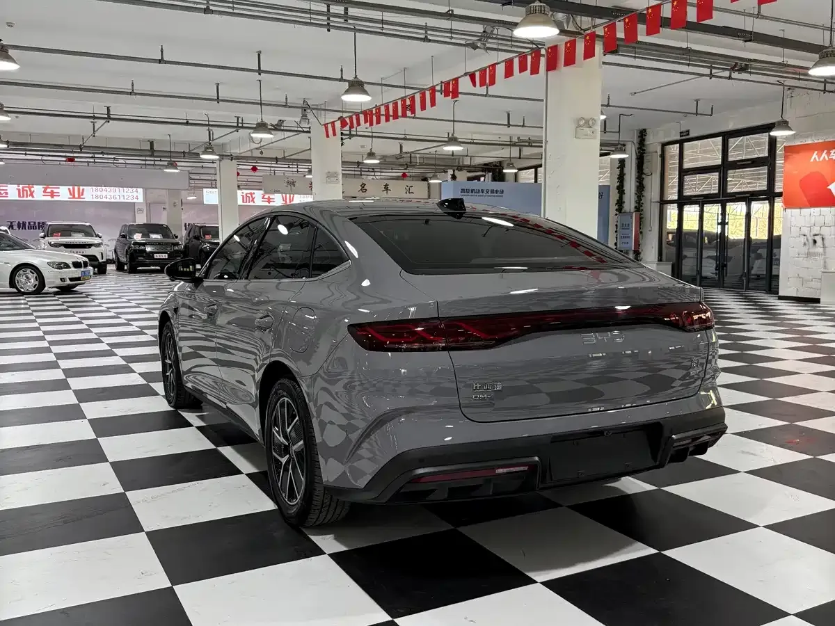 BYD Qin L Model DM-i Smart Drive Edition 128KM Pioneer 2026 — фото 6