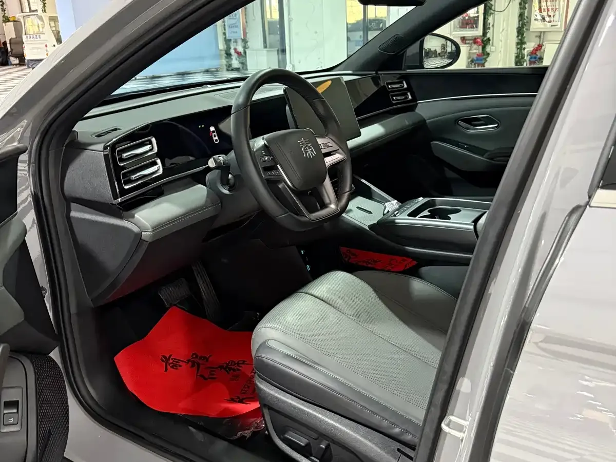 BYD Qin L Model DM-i Smart Drive Edition 128KM Pioneer 2026 — фото 7
