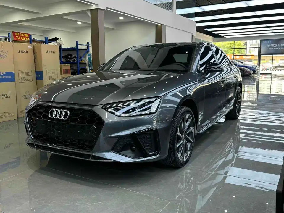 Audi A4L 40 TFSI Luxury Dynamic 2024