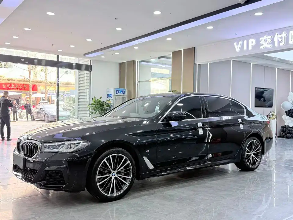 BMW 5 Series 530Li Leading M Sport Package 2022