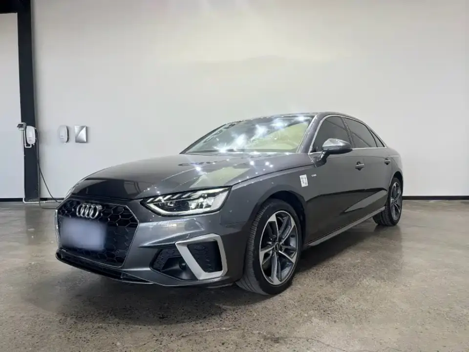 Audi A4L 40 TFSI Luxury Elegance 2023