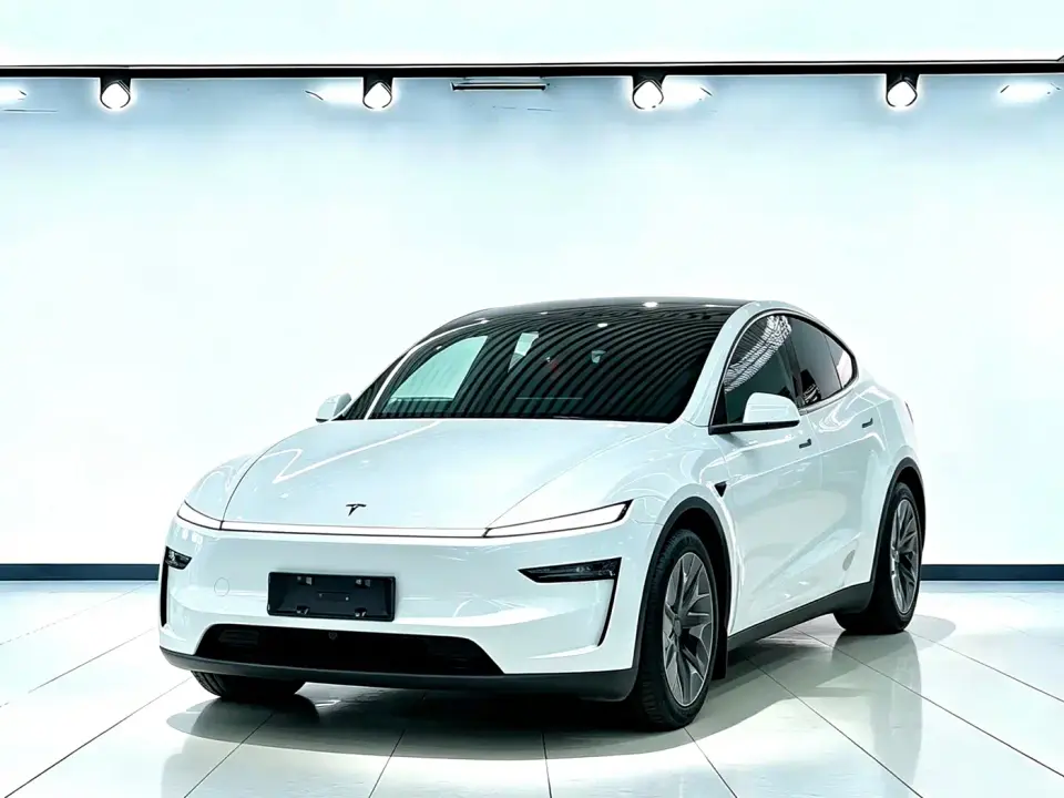 Tesla Model Y L Facelift Long Range AWD 2025