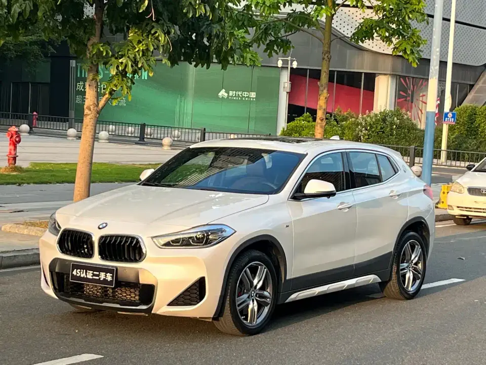 BMW X2 sDrive25i Leading M Off-Road Package 2020