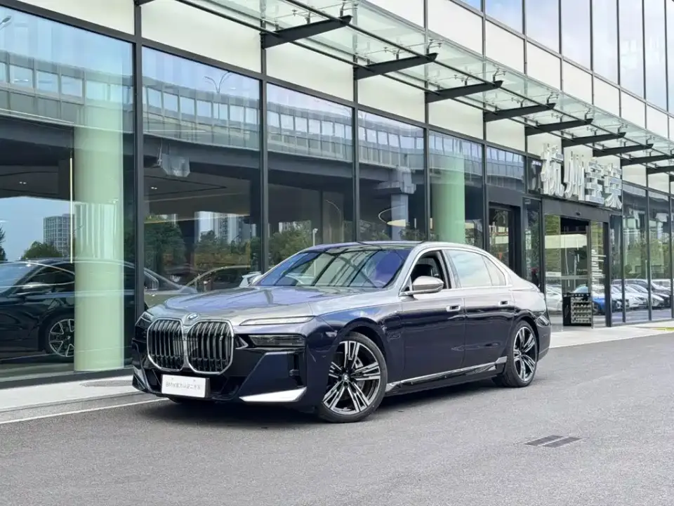 BMW i7 eDrive50L Premium M Sport Package 2025