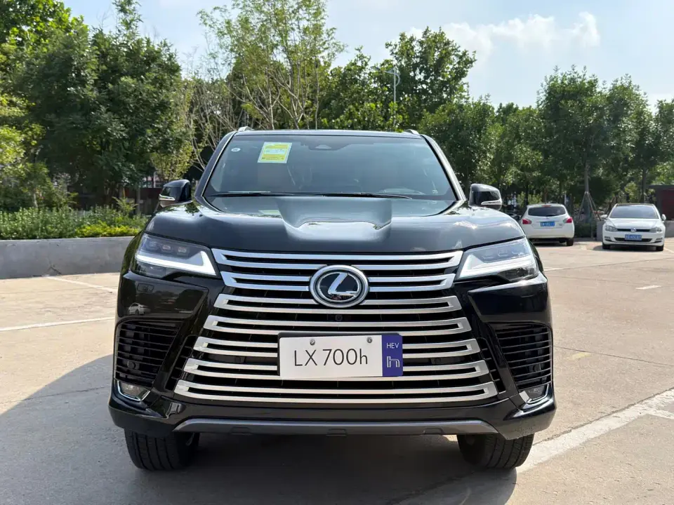 Lexus LX 700h Boundary Edition 2026