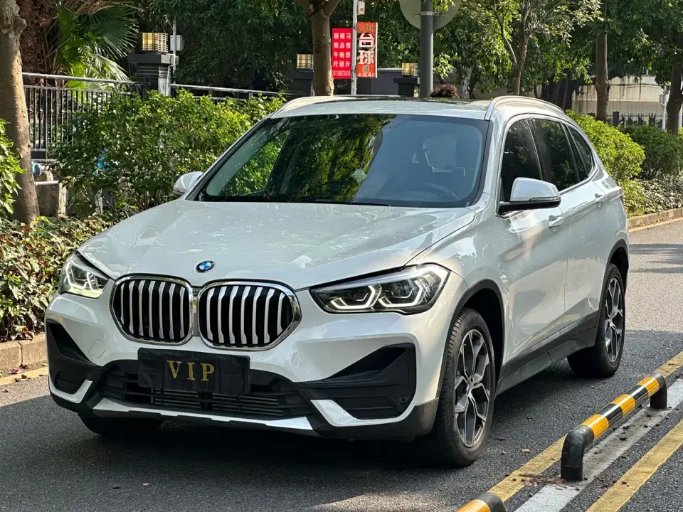 BMW X1 sDrive25Li Leading 2022