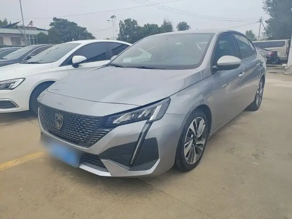 Peugeot 408 1.6T Light Chaser Edition 2022