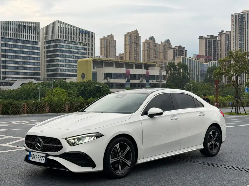 Mercedes-Benz A-Class A 200 L Fashion 2024