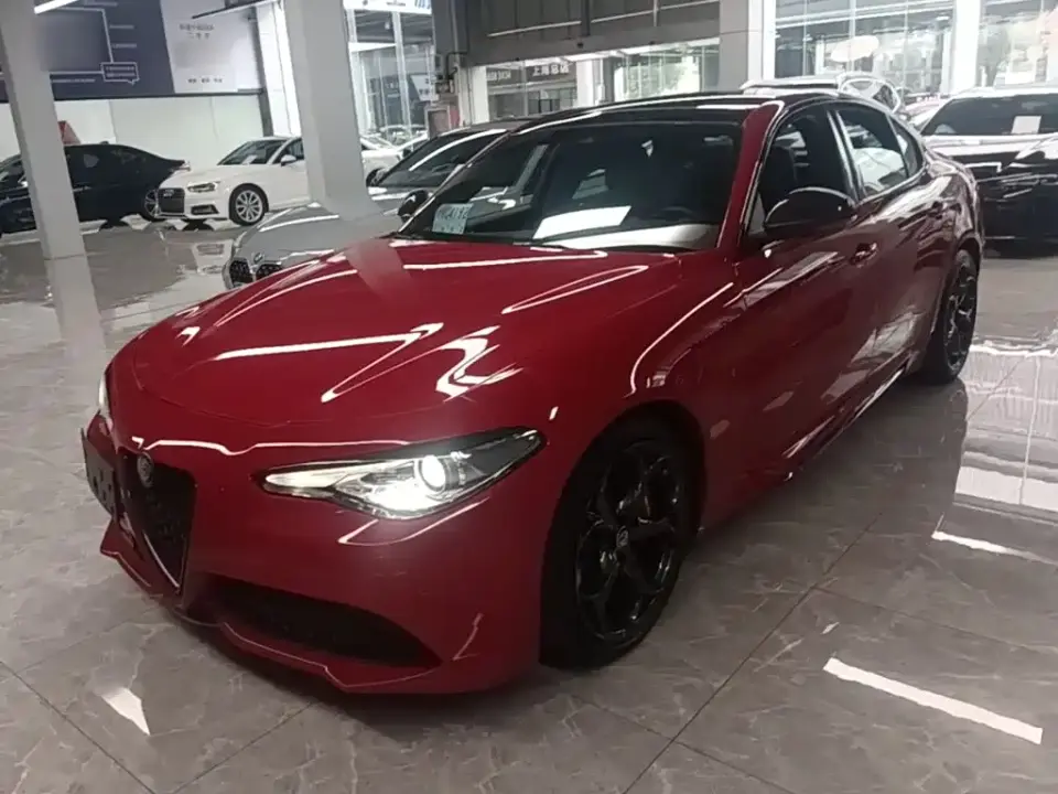 Alfa Romeo Giulia 2.0T 280HP Veloce Ti Racing Edition 2022
