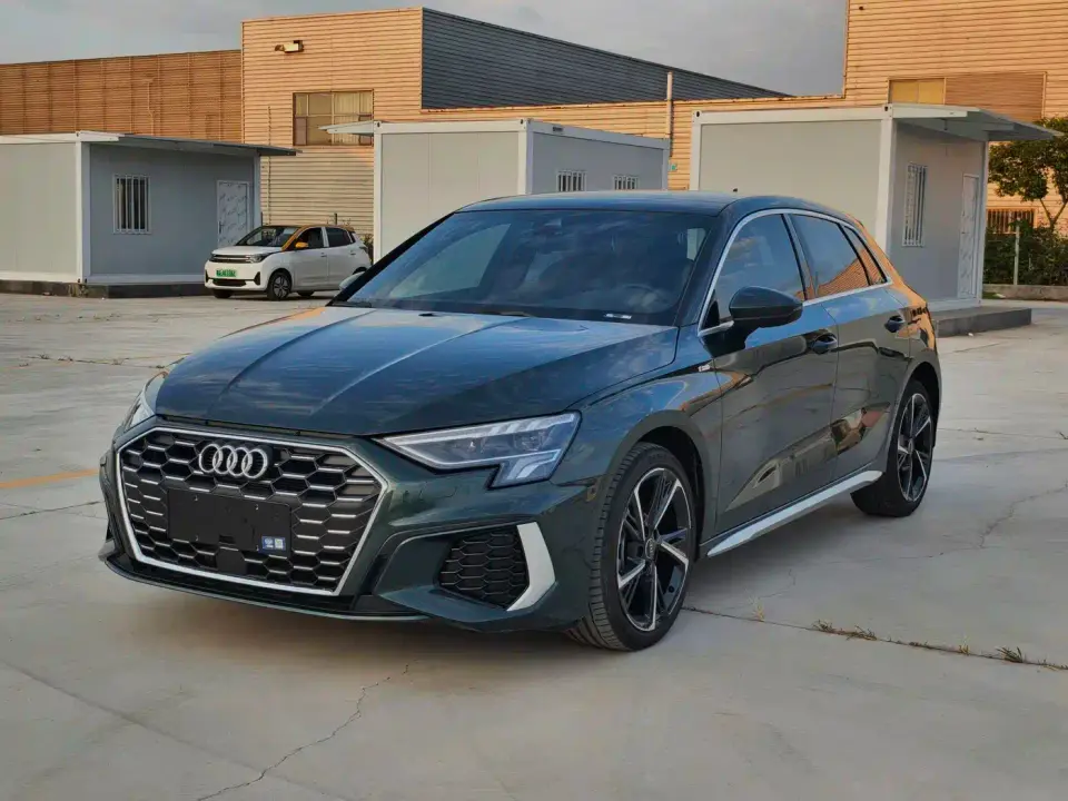 Audi A3 Facelift Sportback 35 TFSI Fashion Sport 2023