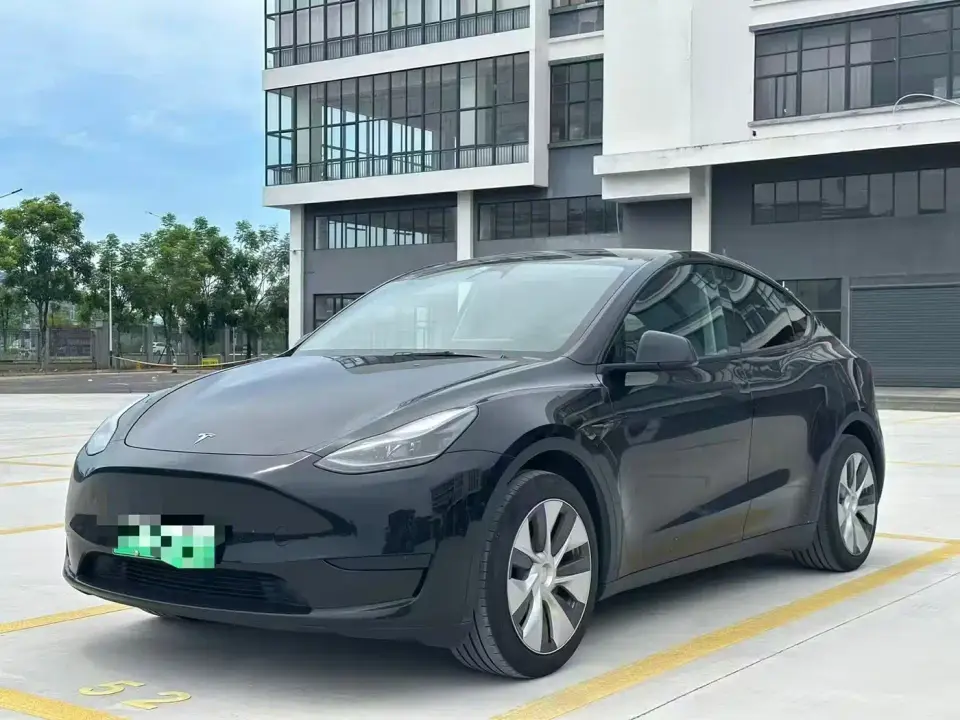 Tesla Model Y Rear-Wheel Drive Edition 2023