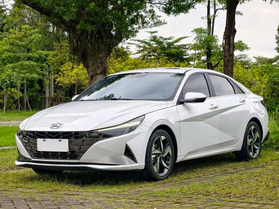 Hyundai Elantra 240TGDi DCT GLX Elite Edition 2022
