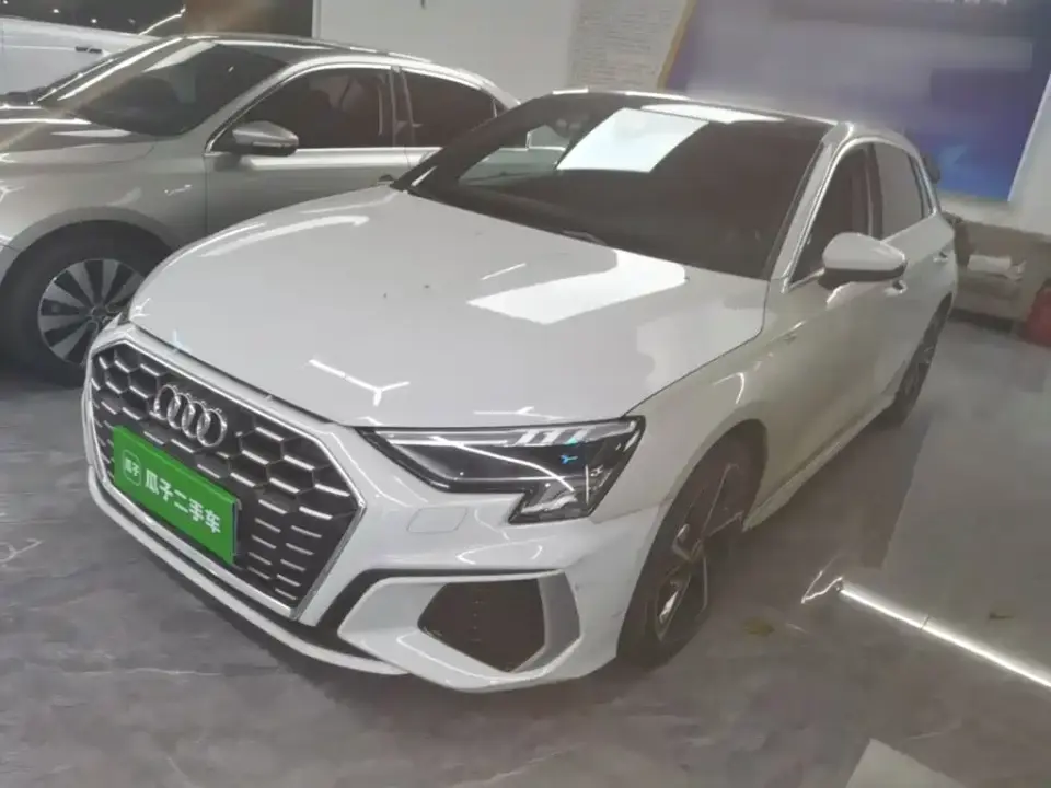 Audi A3 Facelift Sportback 35 TFSI Fashion Sport 2024