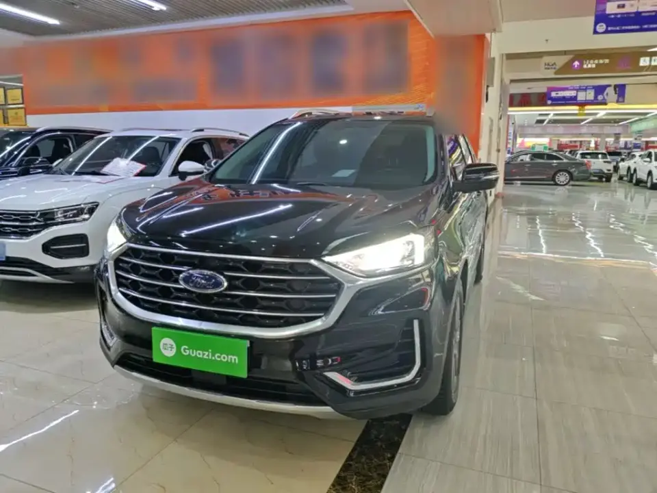 Ford Edge PLUS EcoBoost 245 FWD Platinum Sharp 5-seater 2022