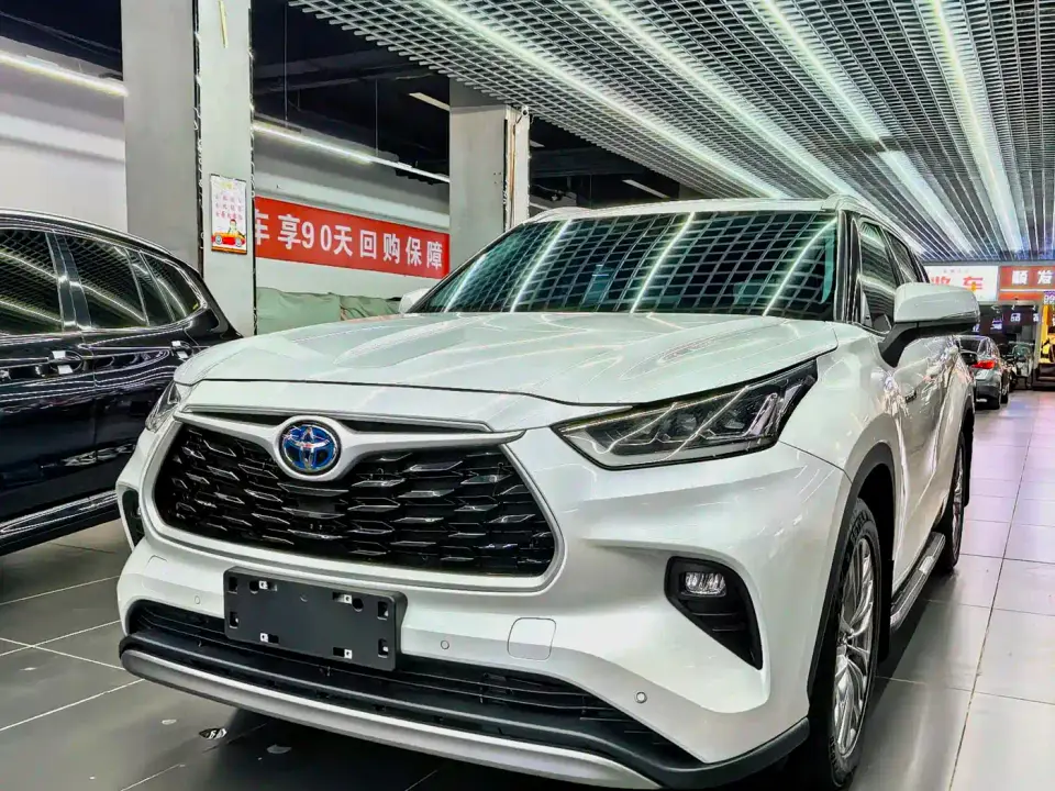 Toyota Highlander 2.5L Smart Hybrid Dual Engine AWD Premium 7-Seater 2023
