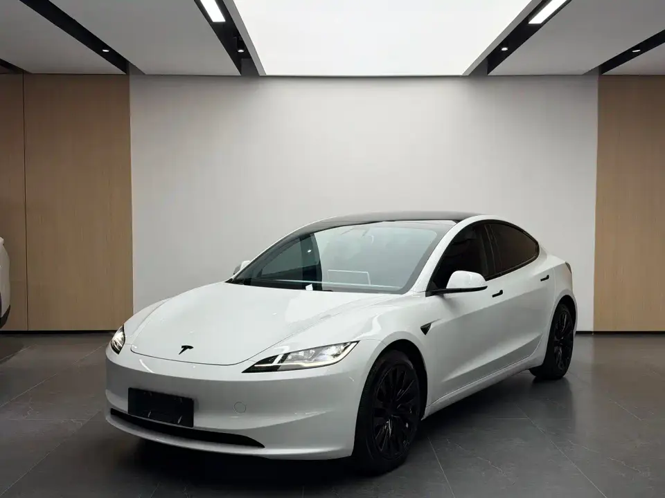 Tesla Model 3 Rear-Wheel Drive 2024