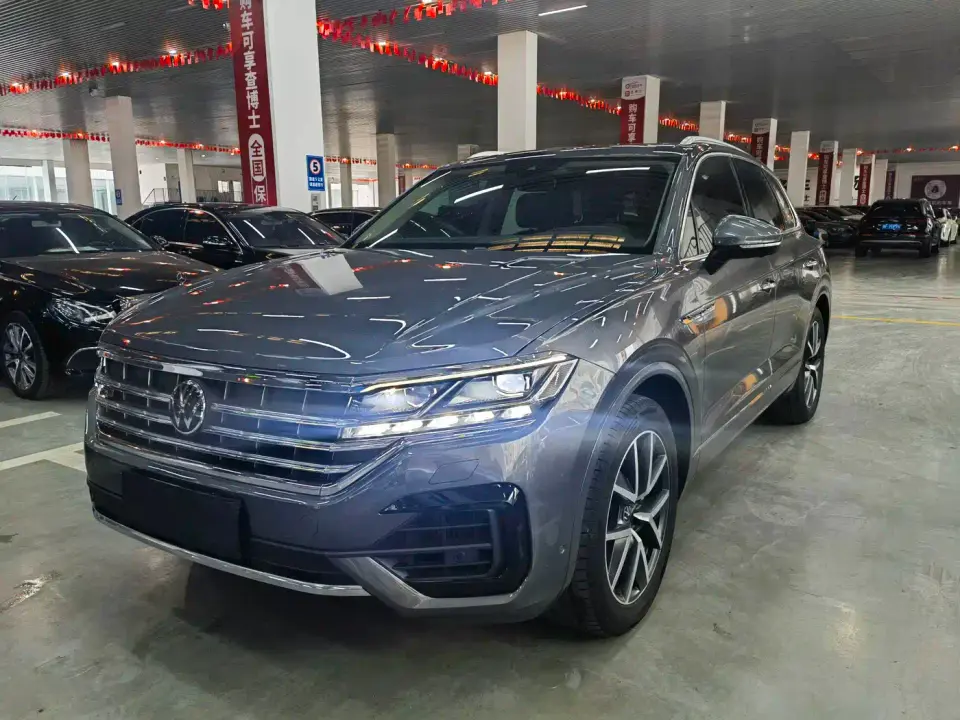 Volkswagen Touareg 3.0TSI R-Line Classic Sport Package 2021