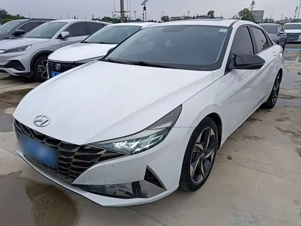 Hyundai Elantra 1.5L CVT GLX Elite Edition 2022