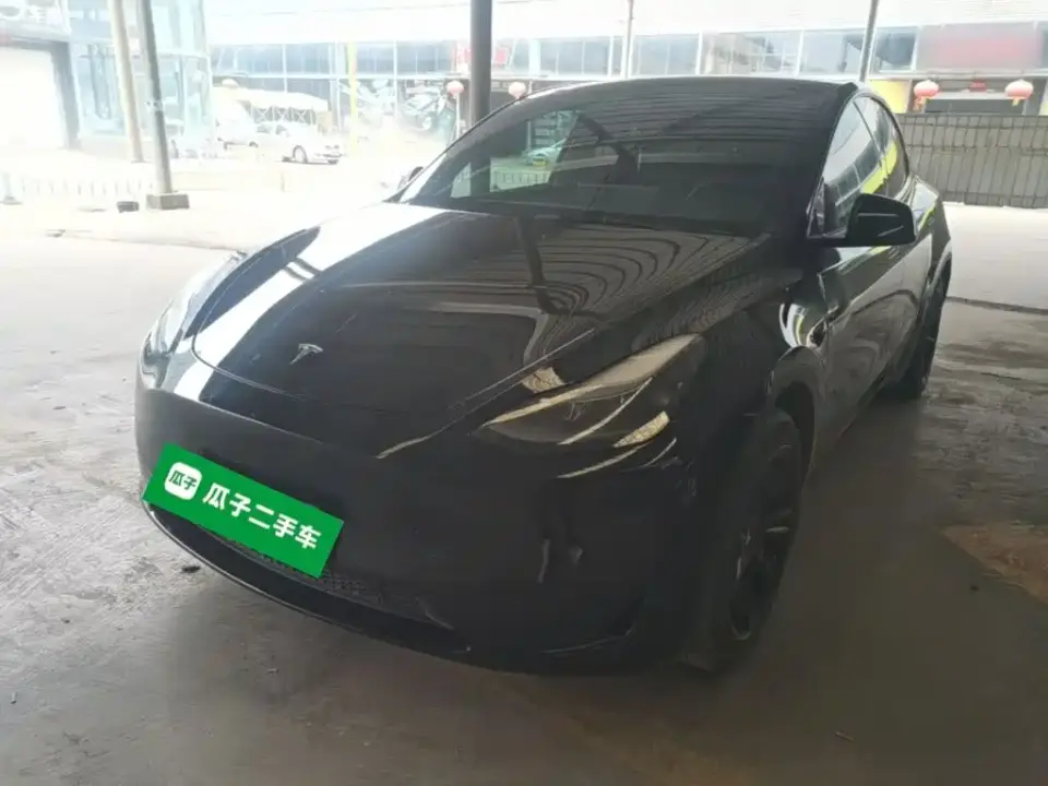 Tesla Model Y Facelift Rear-Wheel Drive Version 2023