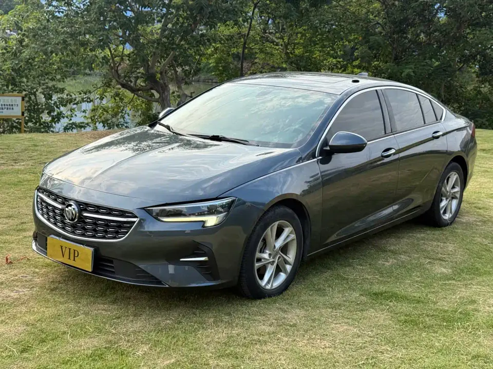 Buick Regal 552T Luxury 2020