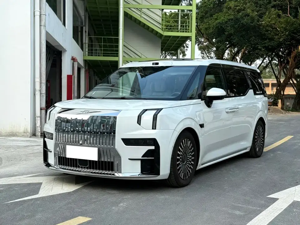 Zeekr 009 7-Seat Aisle AWD Version 108kWh 2025