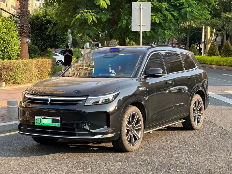 AITO Wenjie AITO M7 1.5T Smart Drive RWD Ultra 6-seater 2024
