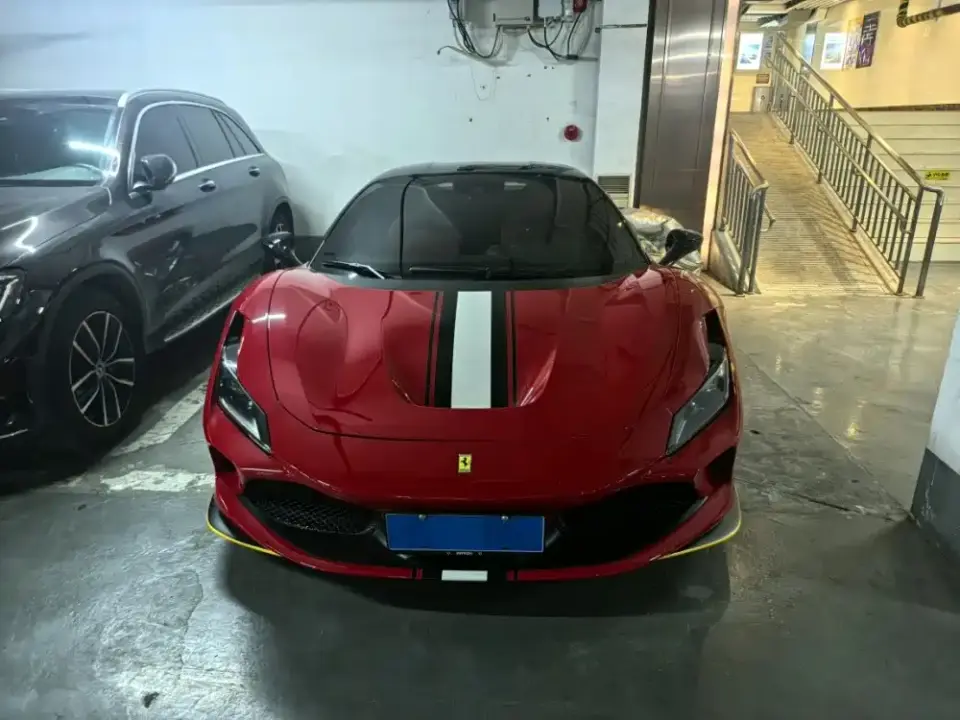 Ferrari F8 Tributo 3.9T V8 2022