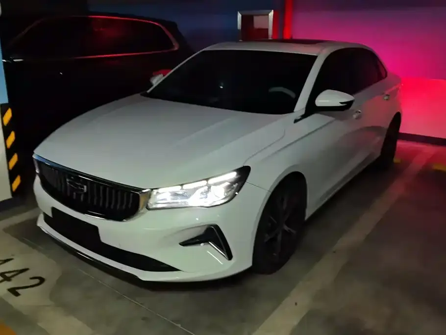 Geely Emgrand 4th Generation 1.5L CVT Premium 2022