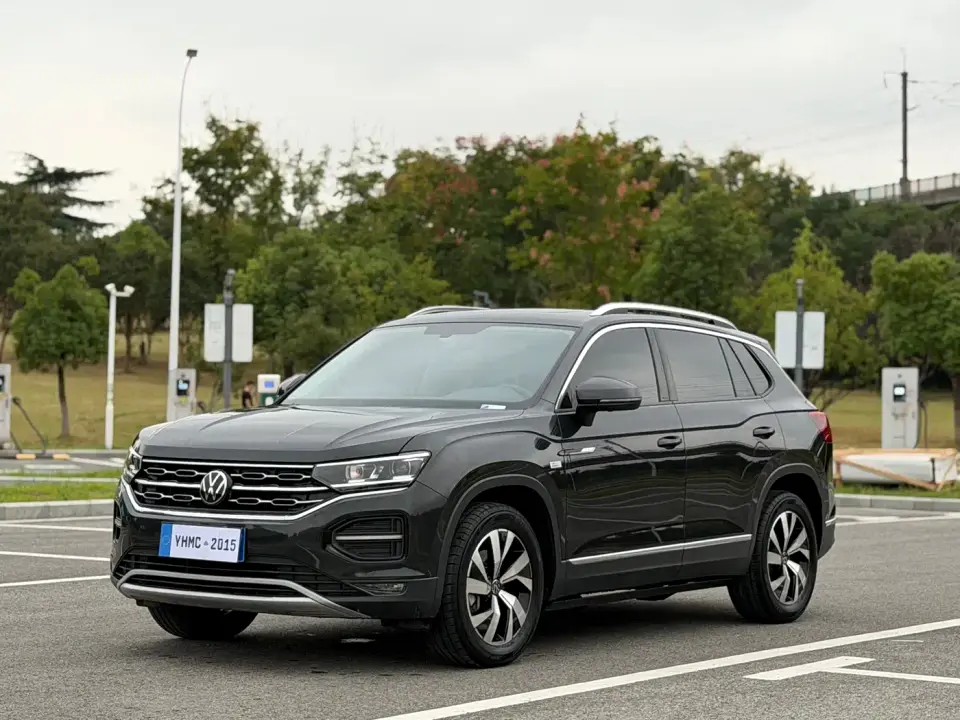 Volkswagen Tayron 330TSI 2WD Luxury Smart Connect Edition 2022