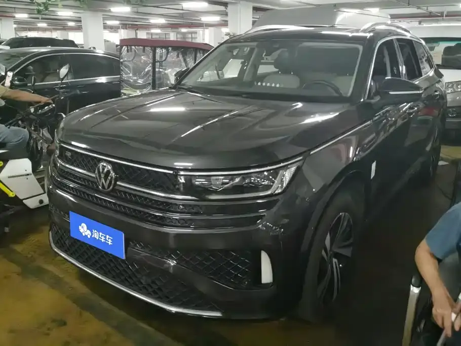 Volkswagen Talagon 380TSI 4WD R-Line Touring Edition 2023