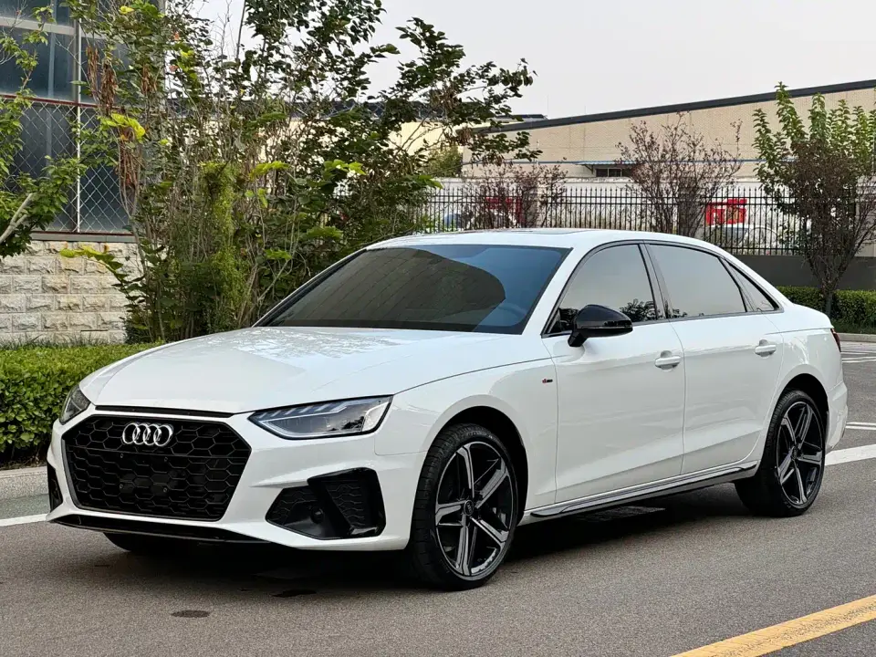 Audi A4L 40 TFSI Luxury Dynamic 2024