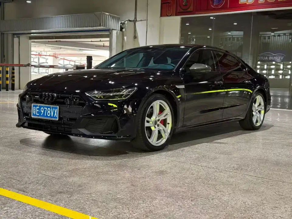 Audi A7L 45 TFSI quattro S-line Paladin 2023