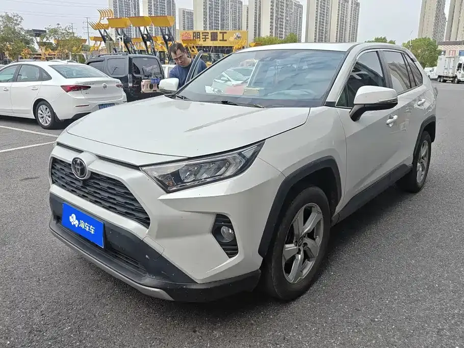 Toyota RAV4 Rongfang 2.0L CVT 2WD Trend PLUS 2022