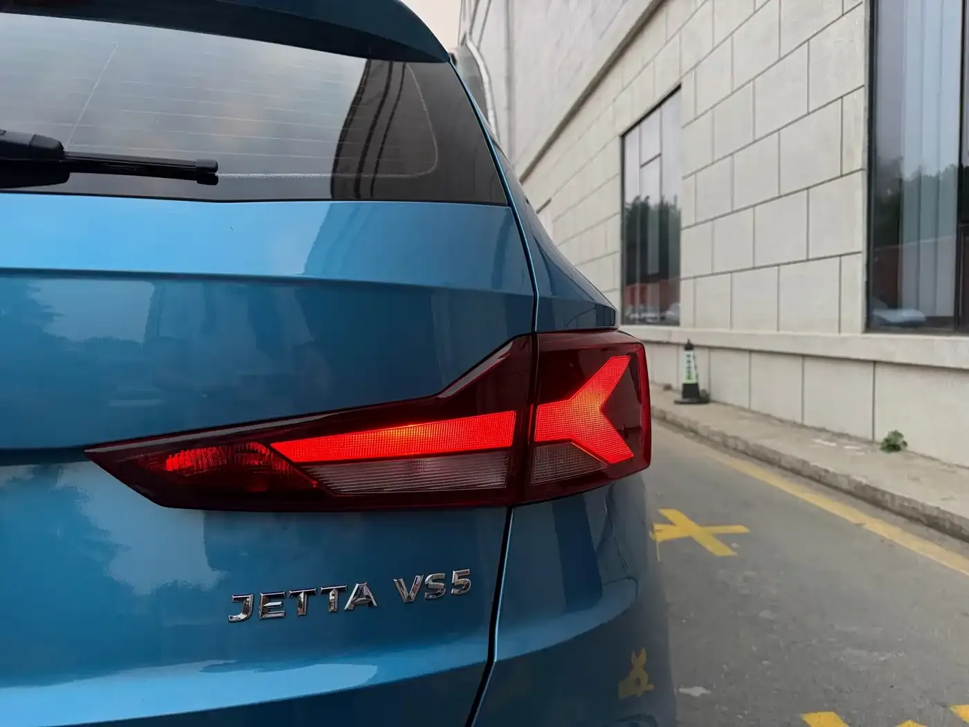 Jetta VS5 280TSI Automatic Glory 2023 — фото 7