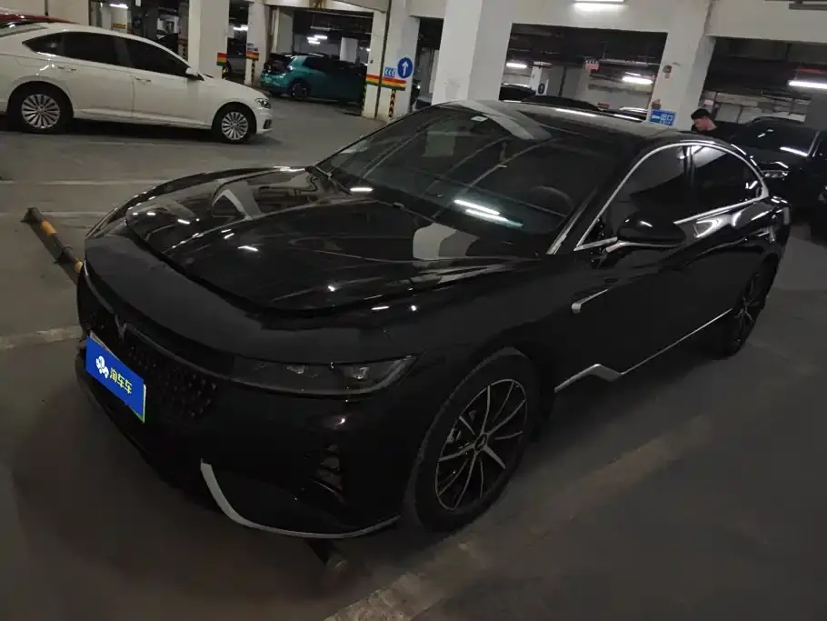 Voyah Auto VOYAH Zhuiguang PHEV AWD Ultra-long Range Executive Edition 2024
