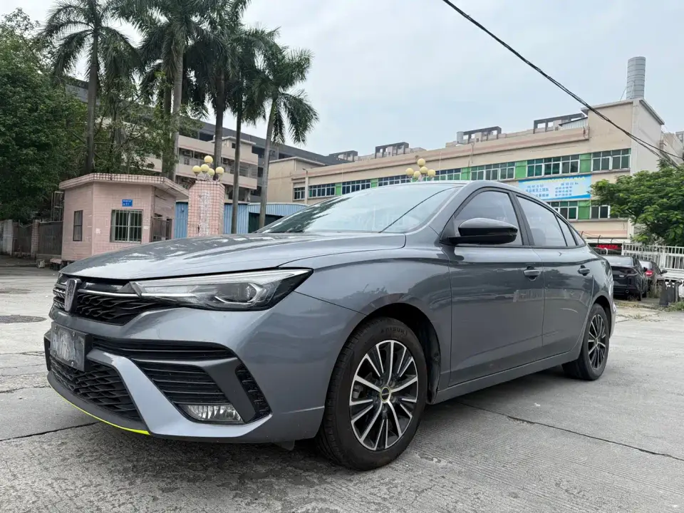 Roewe i5 1.5L CVT Diamond Edition 2022