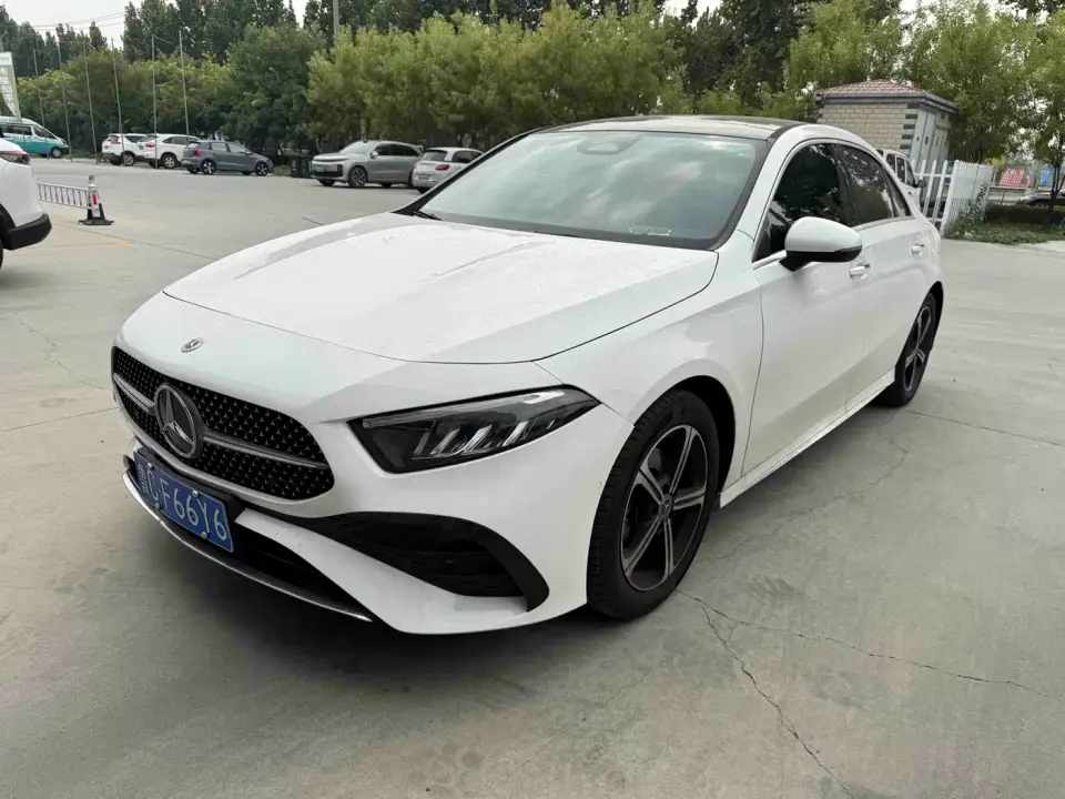 Mercedes-Benz A-Class A 200 L Dynamic 2023