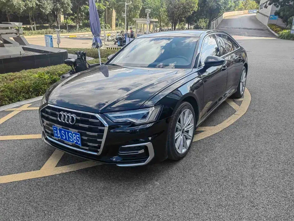 Audi A6L 45 TFSI Premium Selection Elegance 2023