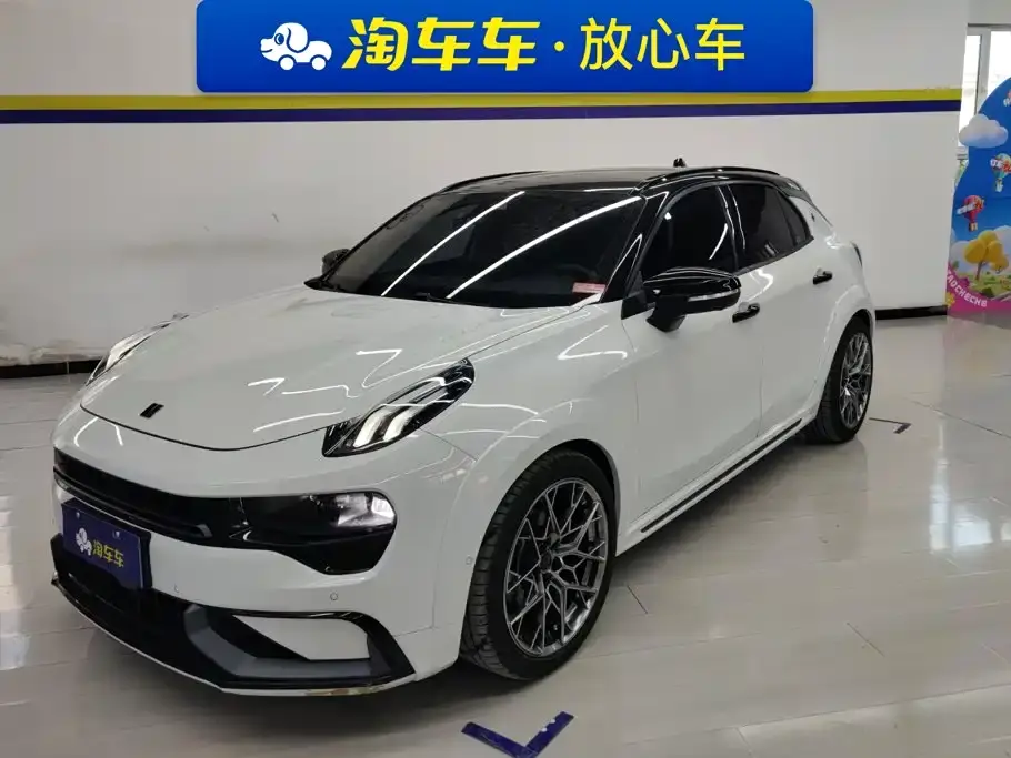Lynk & Co 02 2.0TD DCT Shine Pro 2023