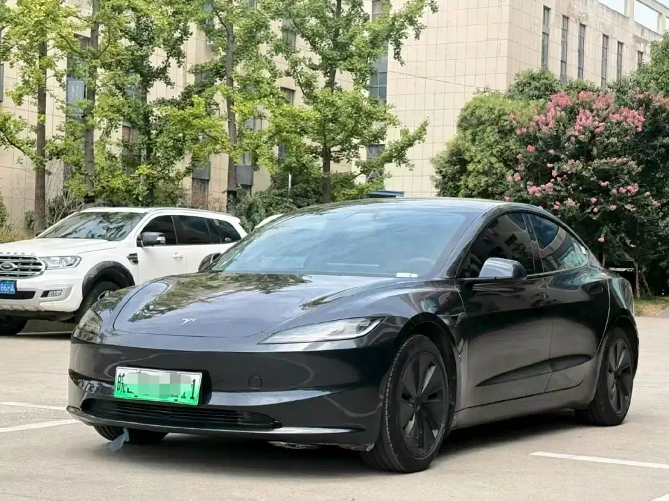 Tesla Model 3 Rear-Wheel Drive 2024