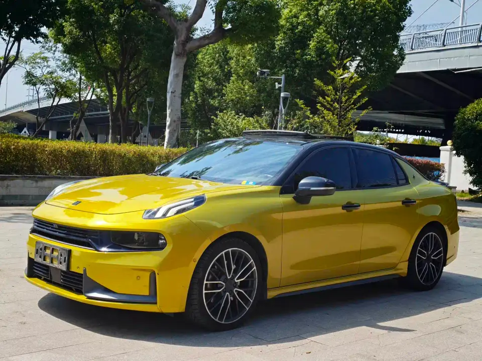 Lynk & Co 03 03+ 2.0TD Auto Wind Hunter Edition 2020