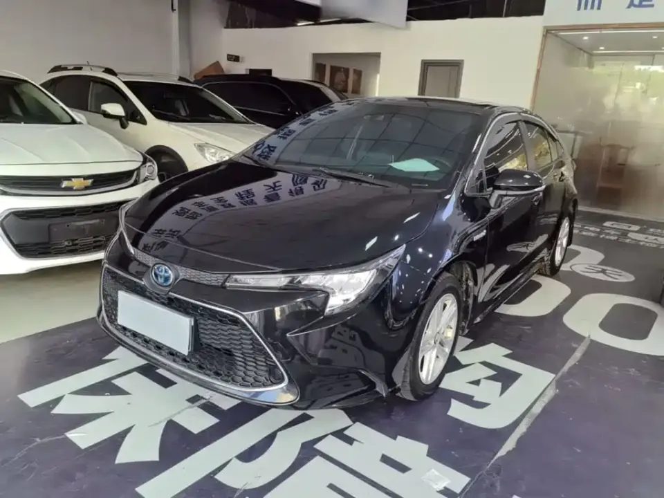 Toyota Levin Dual Engine 1.8H E-CVT Luxury Edition 2022