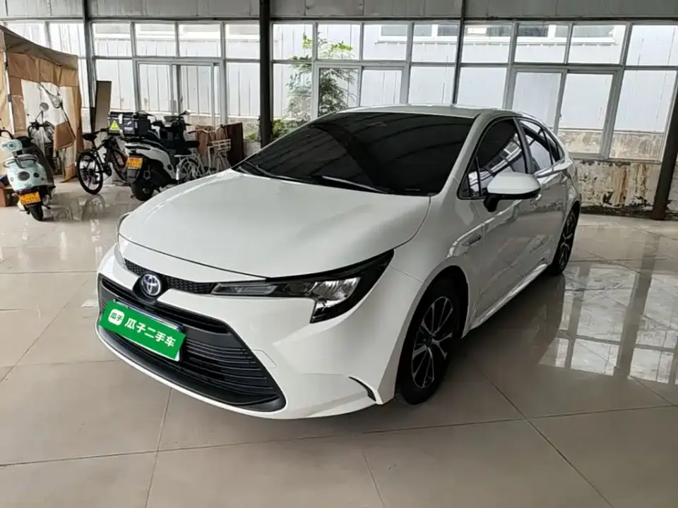 Toyota Levin Smart Hybrid 1.8L Leading Edition 2024