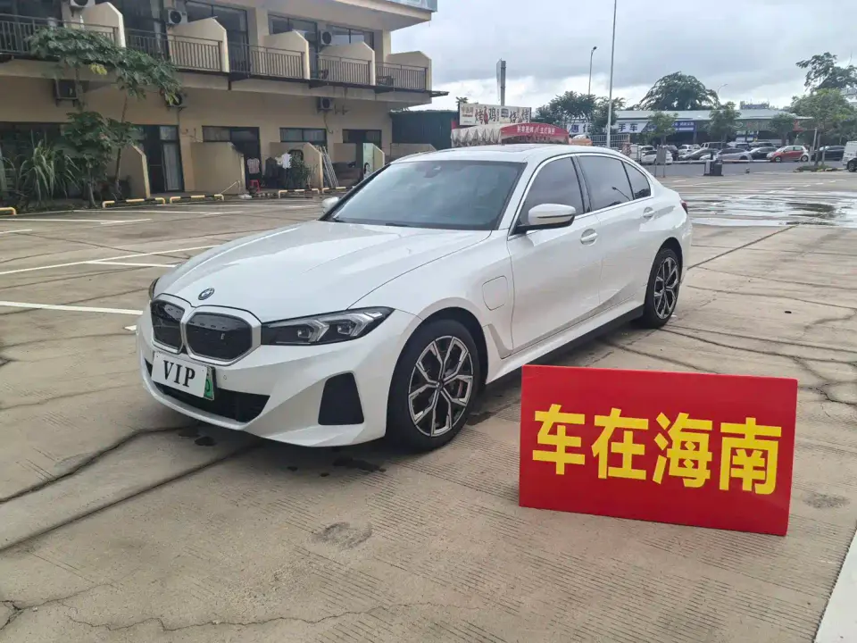 BMW i3 eDrive 35 L 2022