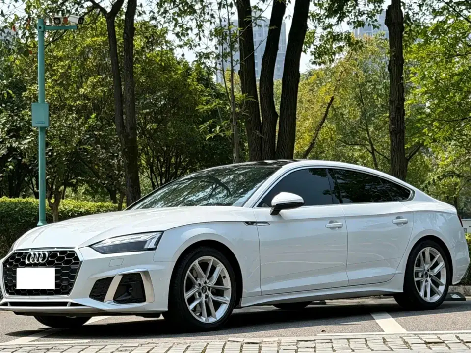 Audi A5 (Import) Sportback 40 TFSI Fashion Dynamic 2025