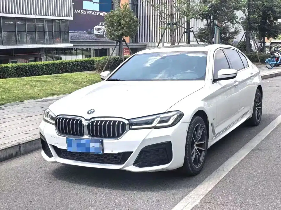BMW 5 Series Facelift 525Li M Sport Package 2022