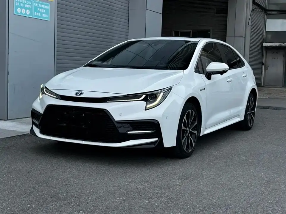 Toyota Levin Dual Engine 1.8H E-CVT Sport 2022