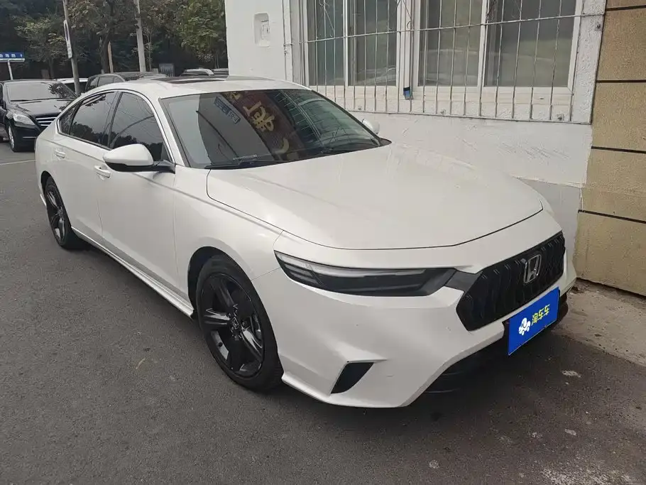 Honda Inspire 260TURBO Elegant Edition 2024