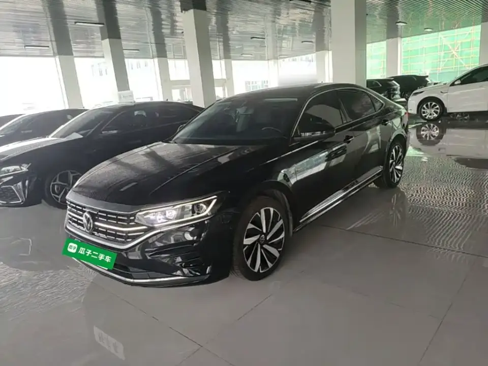 Volkswagen Passat 330TSI Luxury Edition 2022